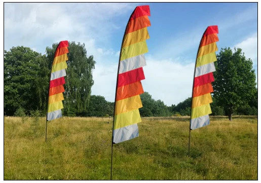 Feather Flags Vs Teardrop Flags: What’s Best For Your Site?